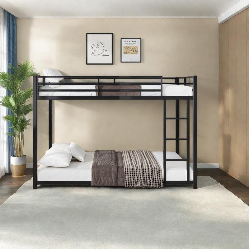 Simple au-dessus de lits simples, structure en acier robuste, conception moderne pour les maisons familiales
