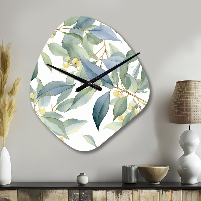 Rama blanc vert minimalisme eucalyptus Essence I - horloges asymétriques florales en métal, horloge murale blanche de forme irrégulière
