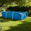 Une piscine hors-sol rectangulaire de 9 pi 10 po x 6 pi 6,75 po x 29,5 po à structure en acier, sans pompe à eau.