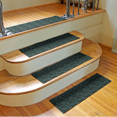 Ensemble de 4 marches d'escalier d'extérieur WaterHog® Dogwood Leaf 8,5 po x 30 po
