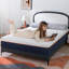 Matelas moyen en mousse viscoélastique dans une boîte-1286851040-1278717405