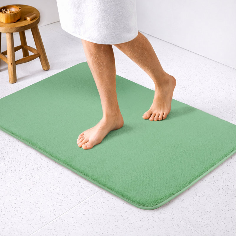 Tapis pour salle de bain en mousse 32 pouces Hillsdale, Vert sauge