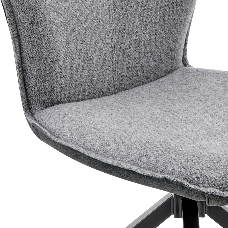 Chaise d'appoint de salle à manger Petrie en tissu gris et similicuir avec finition noire