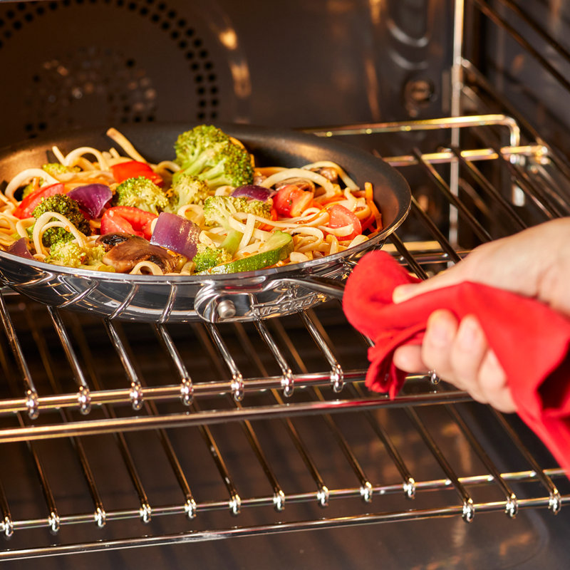 Batterie de cuisine antiadhésive All-Clad D3 Pro, 9"