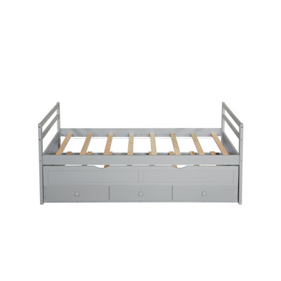 Twin Daybed With Three Drawers And Trundle