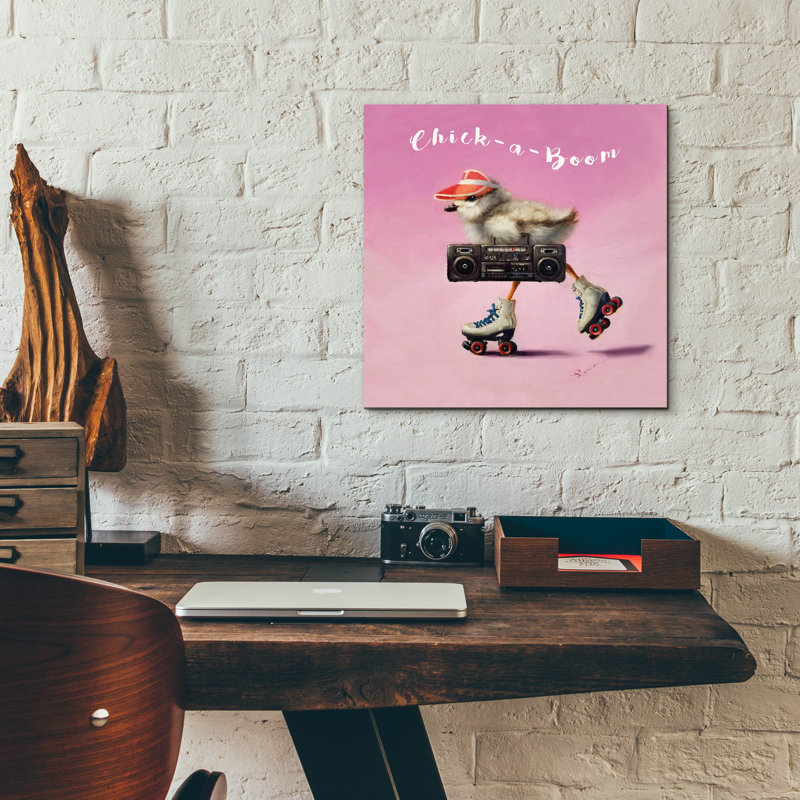 «Roller Chick» par Lucia Heffernan, H 12 po x l 12 po x P 0,13 po