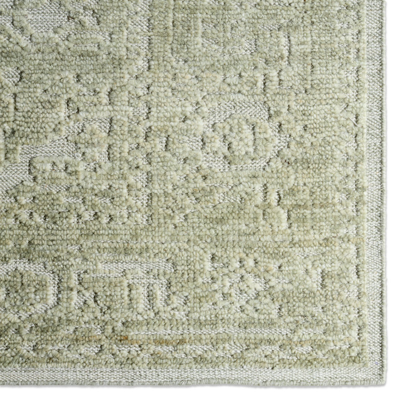 Jaipur Living Pranhita APS02 Handknotted Medallion Green and Light Gray Area Rug (10'x14'), Rectangle 8' x 10'