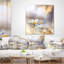Coussin lombaire en fond floral chamomiles