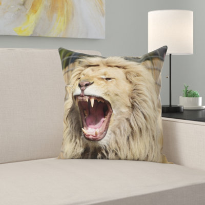 Coussin lion