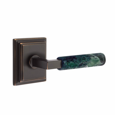 Ensemble de leviers d'intimité Emtek Select, rosette Wilshire, tige carrée en L, poignée en marbre vert, l 5,875 po x L 5,875 po