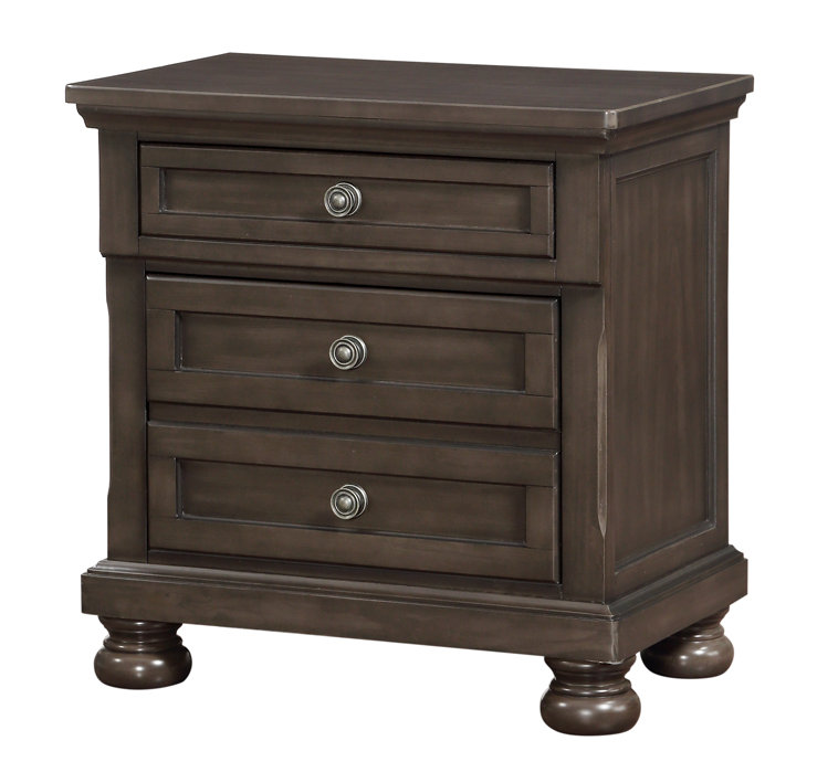 Kynsleigh 29.25'' Tall 3 - Drawer Nightstand, Gray