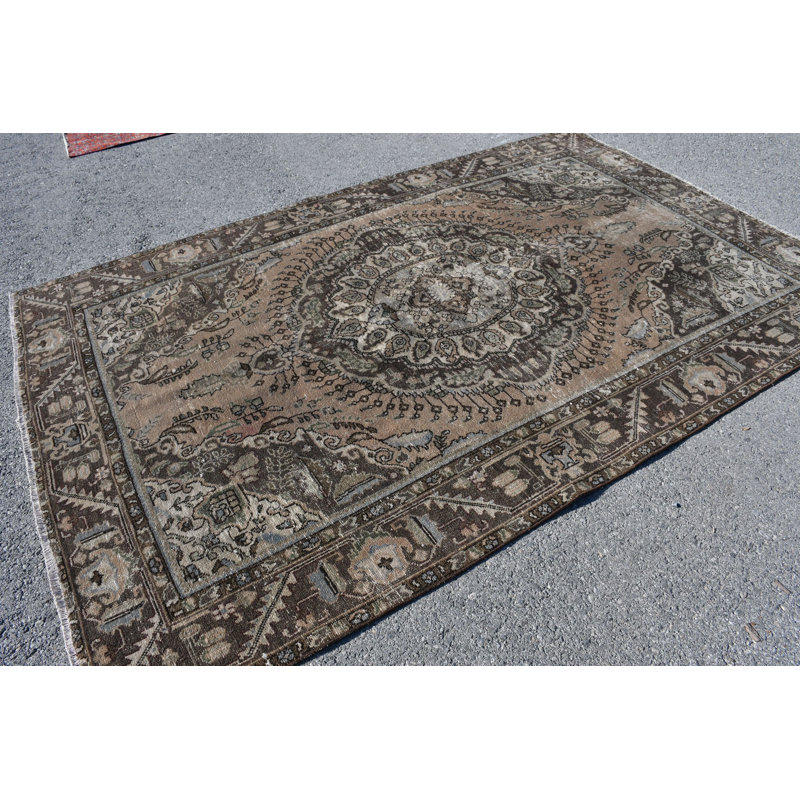 Tapis rétro à motif médaillon turc en beige classique et brun pour décoration bohémienne brun / beige