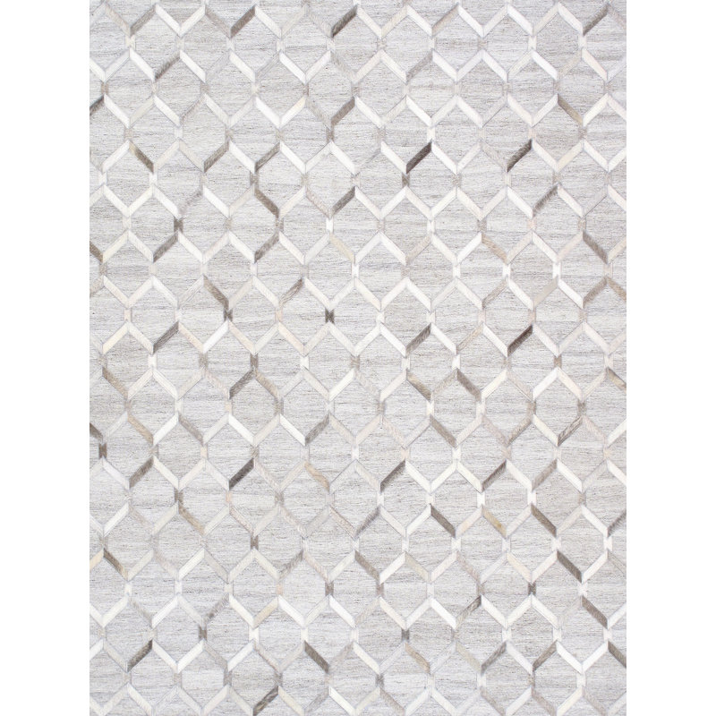 Geometric Hand-Loomed Silk Silver/White/Black Area Rug, Rectangle 5' x 8'