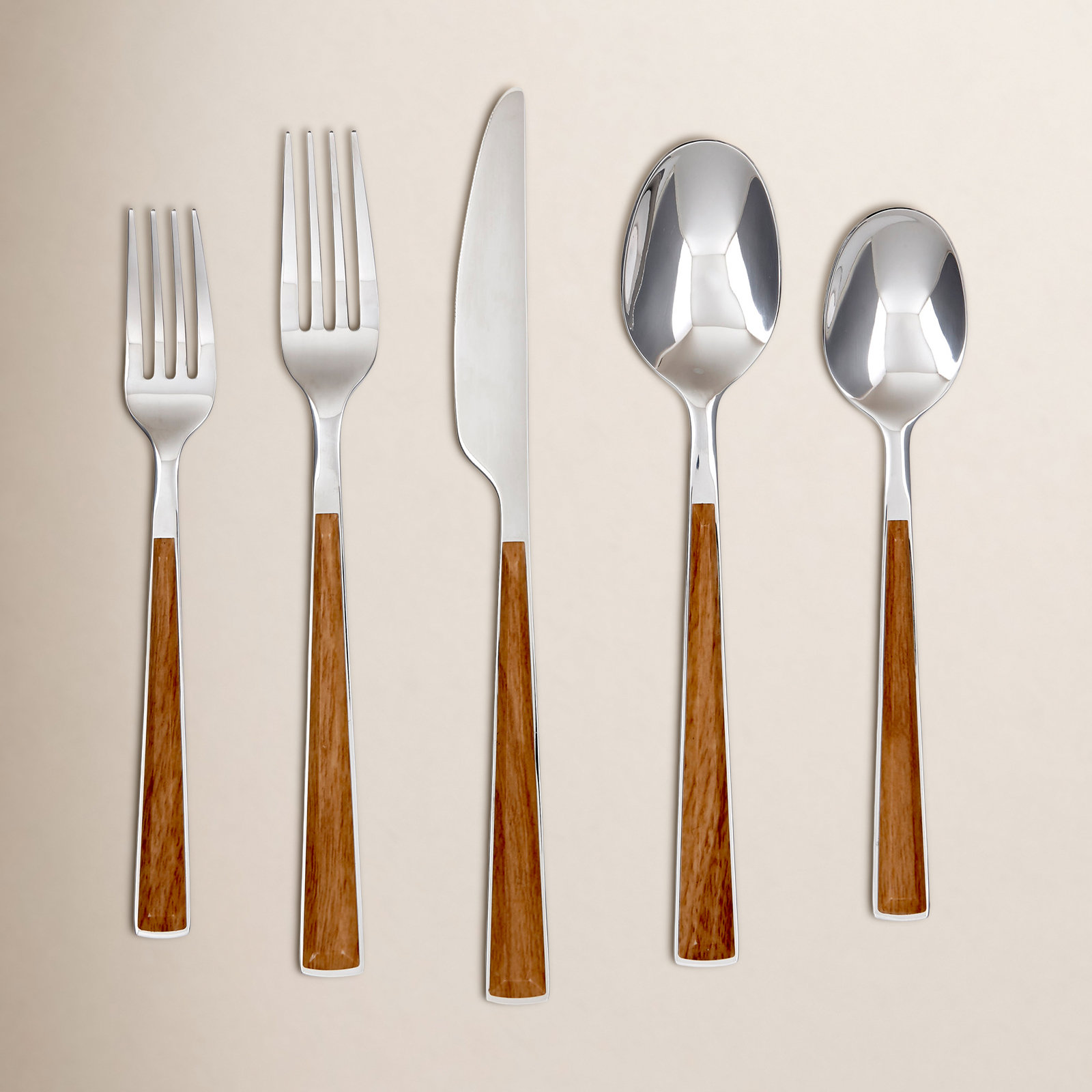 Flatware Set - Service for 4