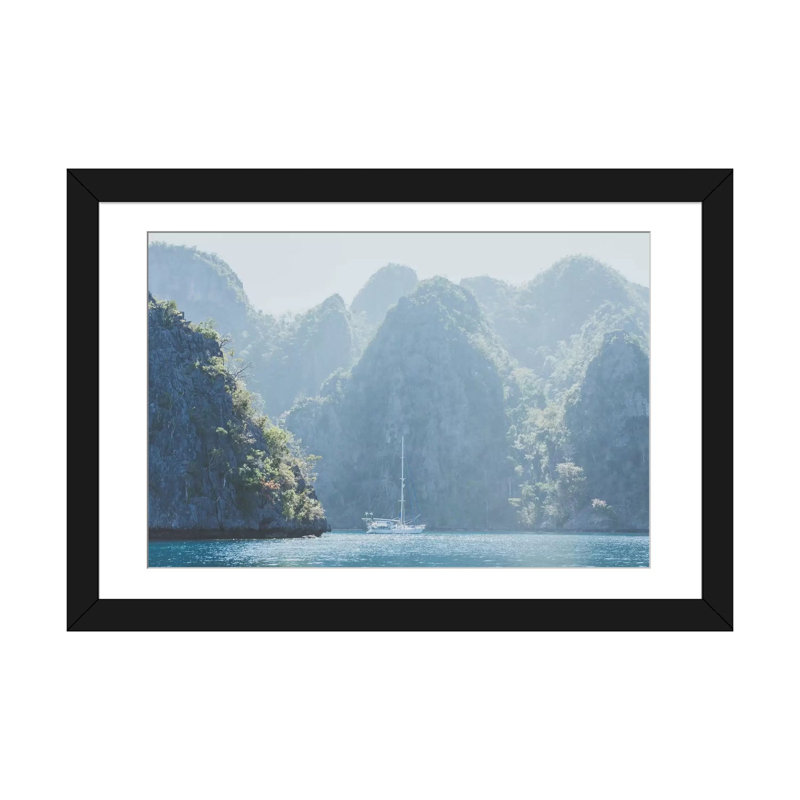 «Coron, Philippines» par Luke Anthony Gram, impression sur toile tendue, H 24 po x l 32 po x P 1 po, Blanc