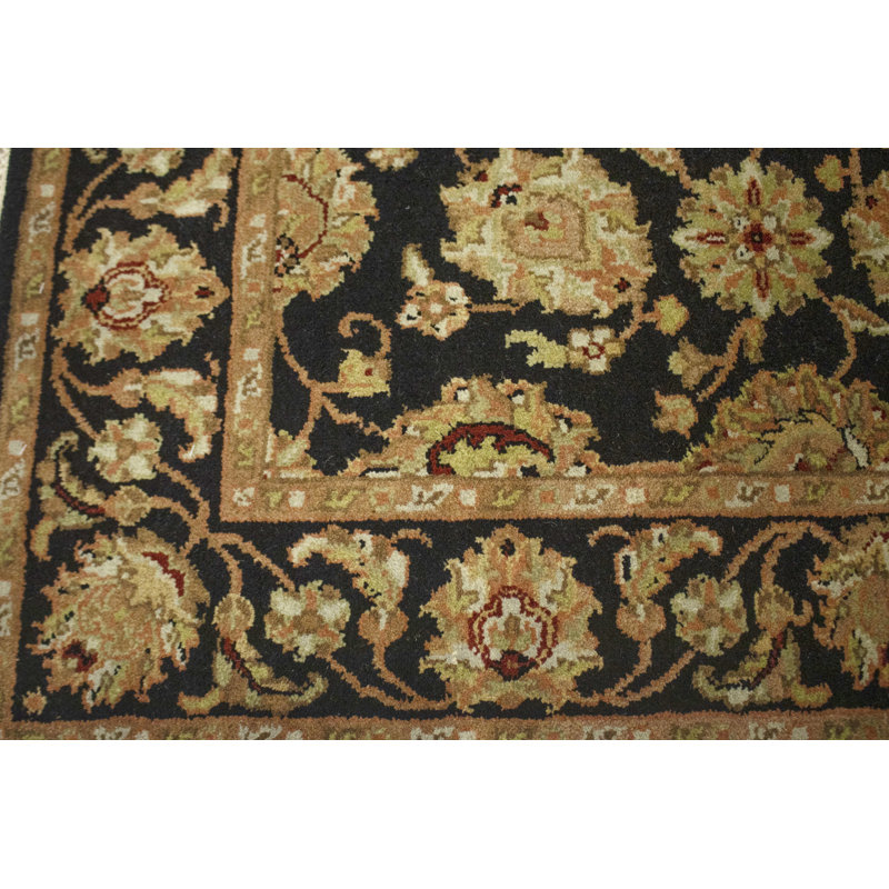 Tapis oriental en laine fabriqué à la main Felechia
