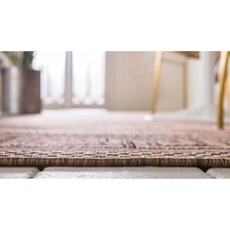 Tapis d'intérieur / extérieur brun Flint, Rectangle 3 pi 3 po x 5 pi 1 po