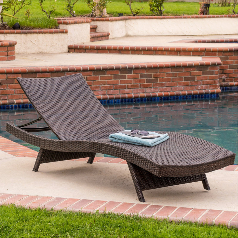 Chaise longue en osier PE, Brun
