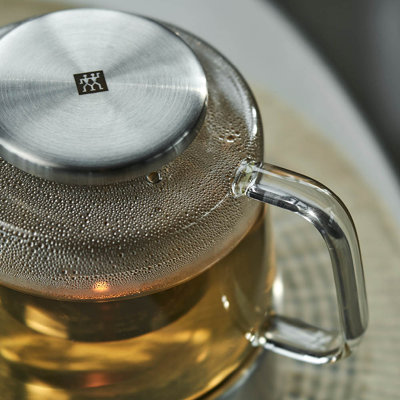 ZWILLING Sorrento 27 oz. Teapot
