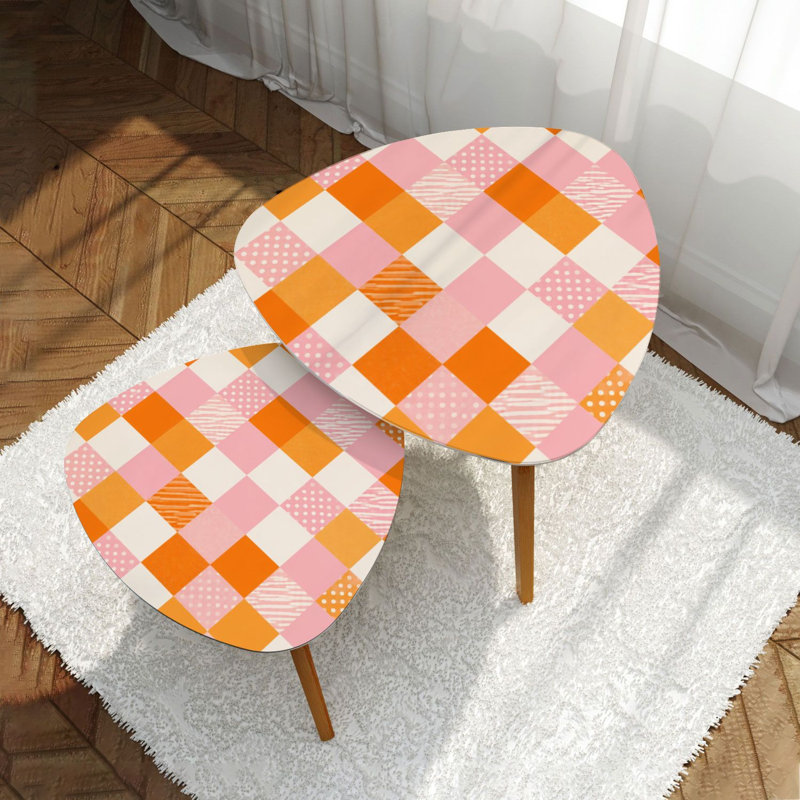 Ensemble de 2 tables de bout triangulaires gigognes en damier à motif géométrique de style vintage Y2K Hippie 70