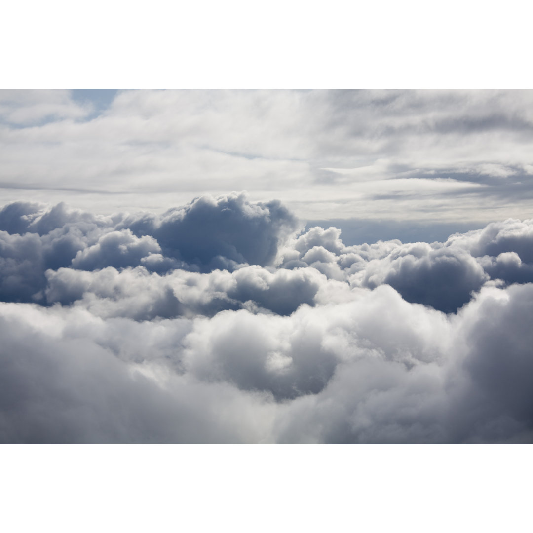 Fluffy White Clouds von Carterdayne - Kunstdrucke auf Leinwand