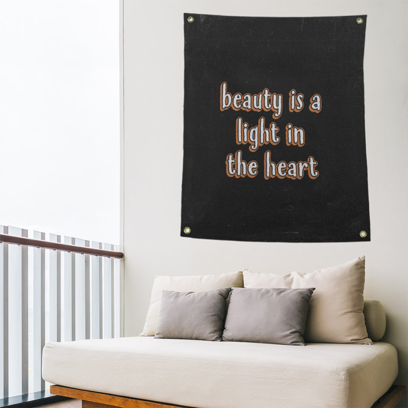 Tapisserie tableau noir en polyester citation beauté, H 36 po x l 26 po, Orange