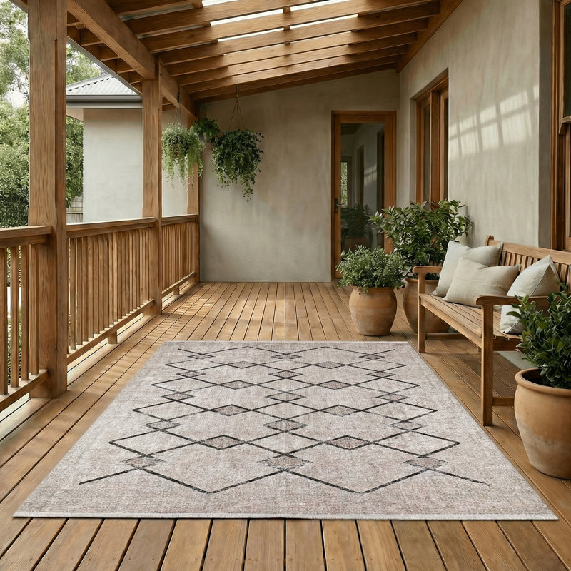 Tapis à motif géométrique marocain beige Thambiah, Rectangle 3 pi 4 po x 6 pi 7 po