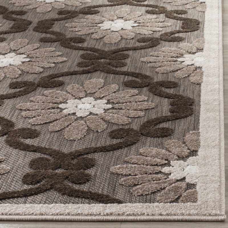 Camille Floral Hand Woven Indoor / Outdoor Area Rug, Rectangle 201 x 290 cm