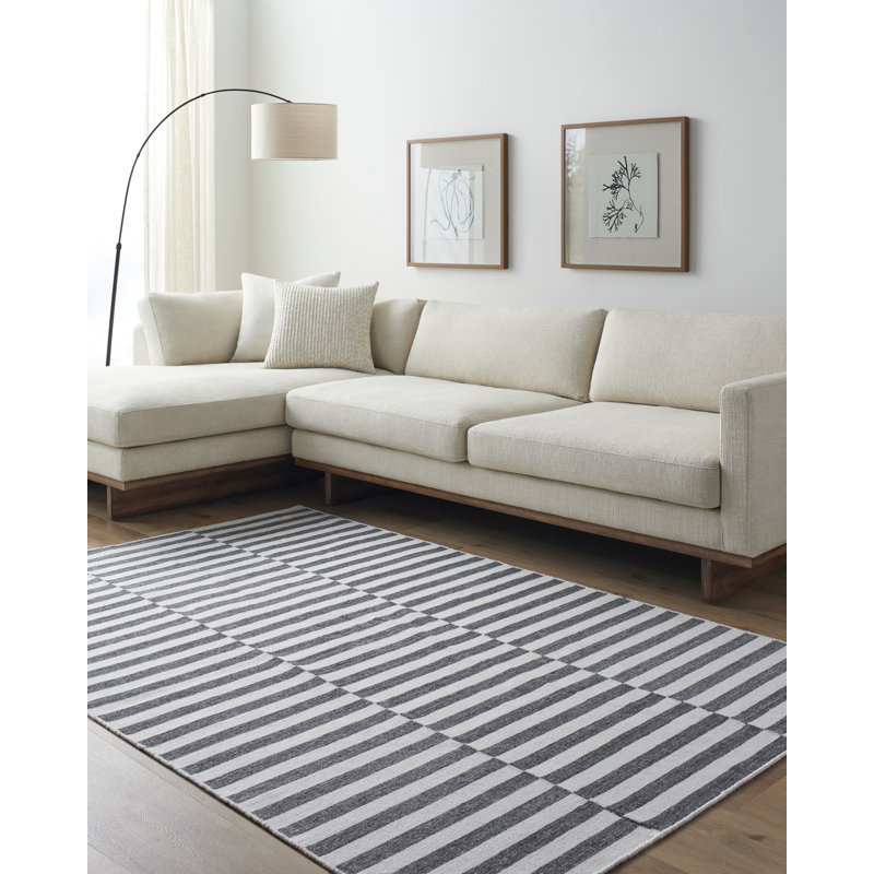 Falko Striped Indoor / Outdoor Rug, Rectangle 5' x 7'6"
