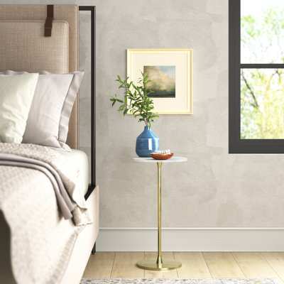 Siarhej Gold and White 24"H Round Drink Accent Table with Aluminum/Stone Construction for Elegant and Purposeful Living Space Ambiance and Décor