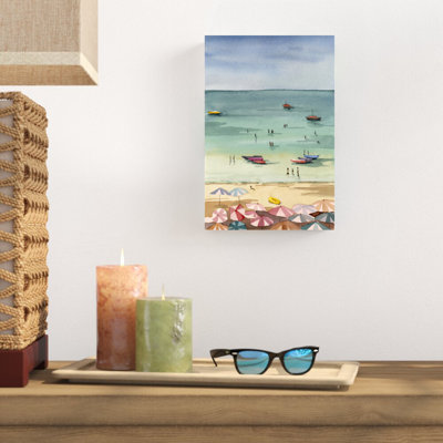 Plage côtière peinte