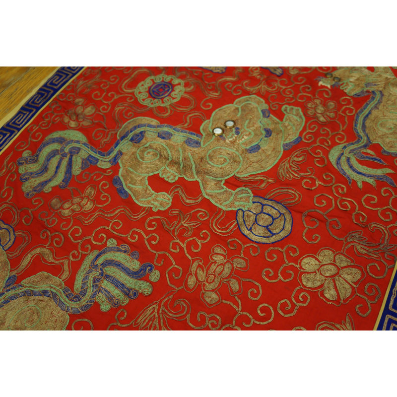 Tissu chinois rétro en soie rouge Mid-Century
