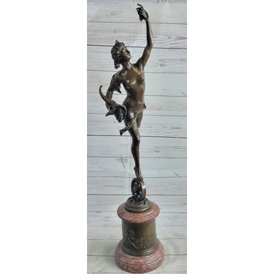 Figurines et sculptures