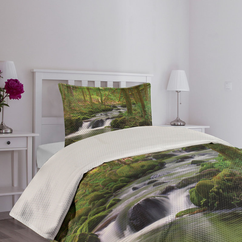 King Size Green Forest Quilted Bedspread Set