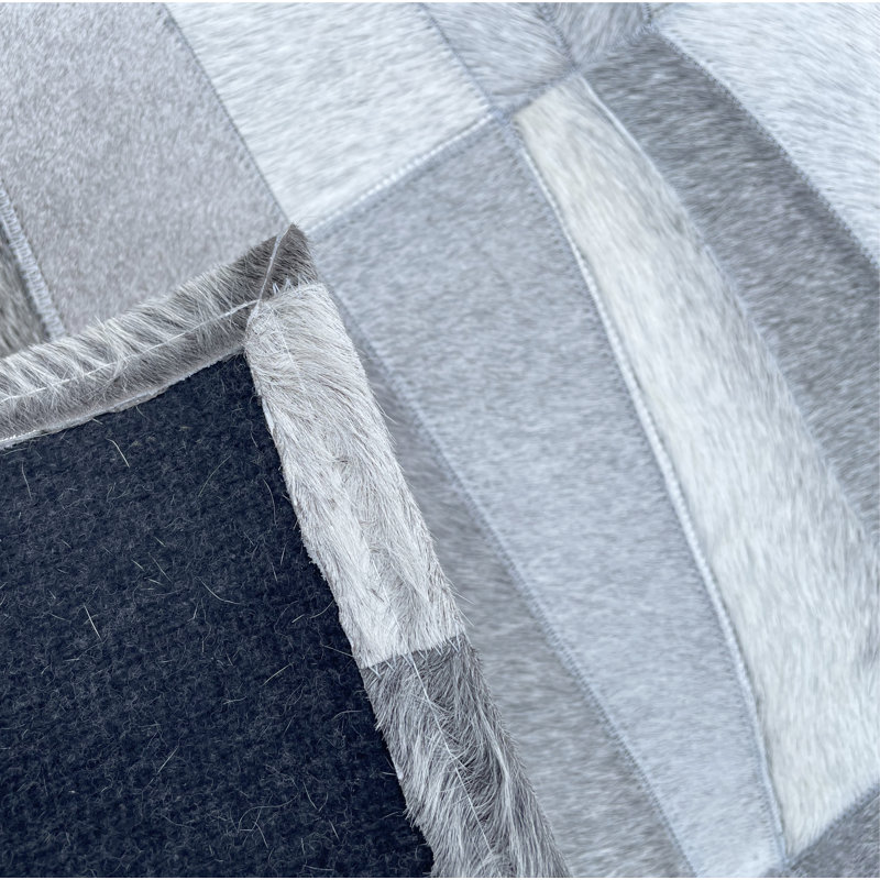 Tapis géométrique moderne en peau de vache gris et beige, Rectangle 8 pi x 10 pi