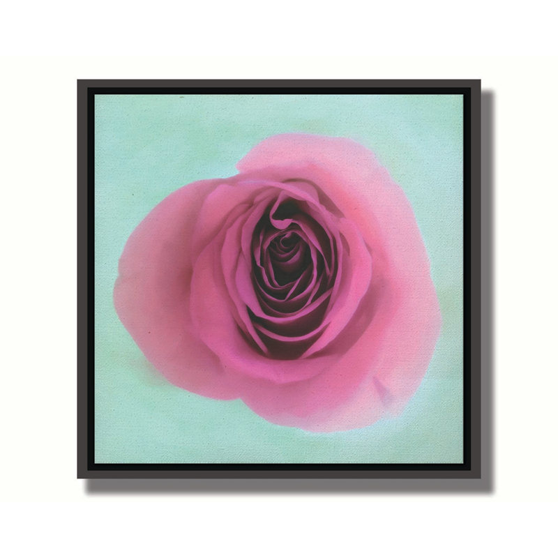 Rose par Hal Halli. Estampe numérique, H 40,5 po x l 40,5 po, Noir, Impression encadrée sans passe-partout