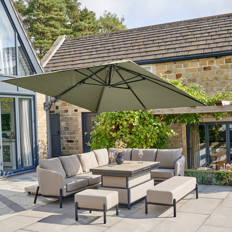 Chasiti 300cm Cantilever Parasol, Green