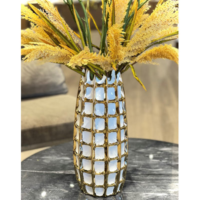 Enita Table Vase