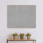 Tableau magnétique en bois franc avec cadre blanc délavé-101827569
