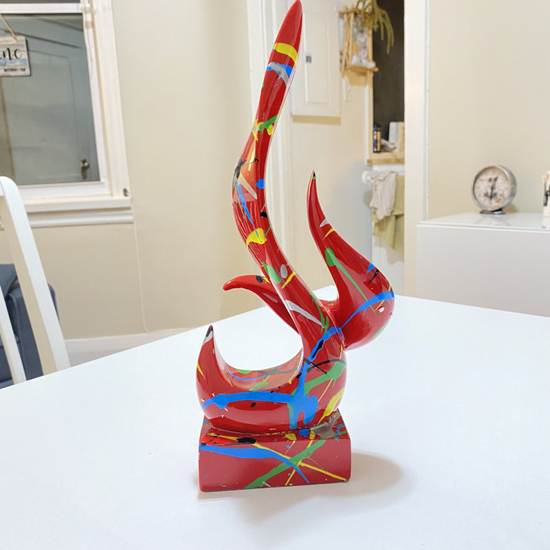 Figurine de flamme abstraite en résine