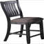 Chaise haute en noir rustique