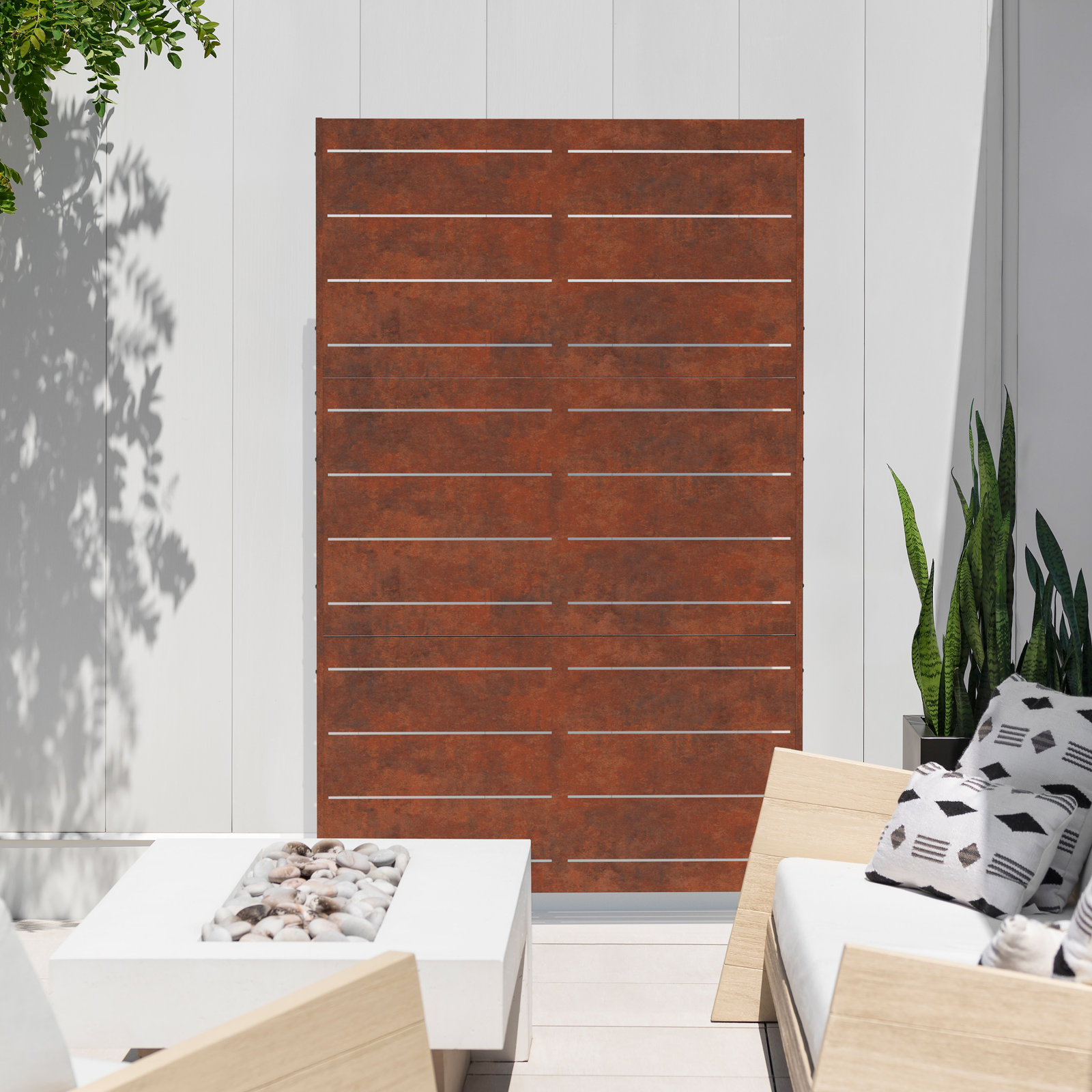 Metal Privacy Screen, Rust