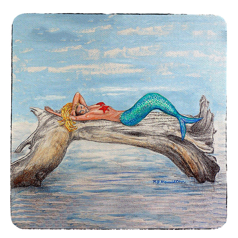Sirène on log coast Artemis