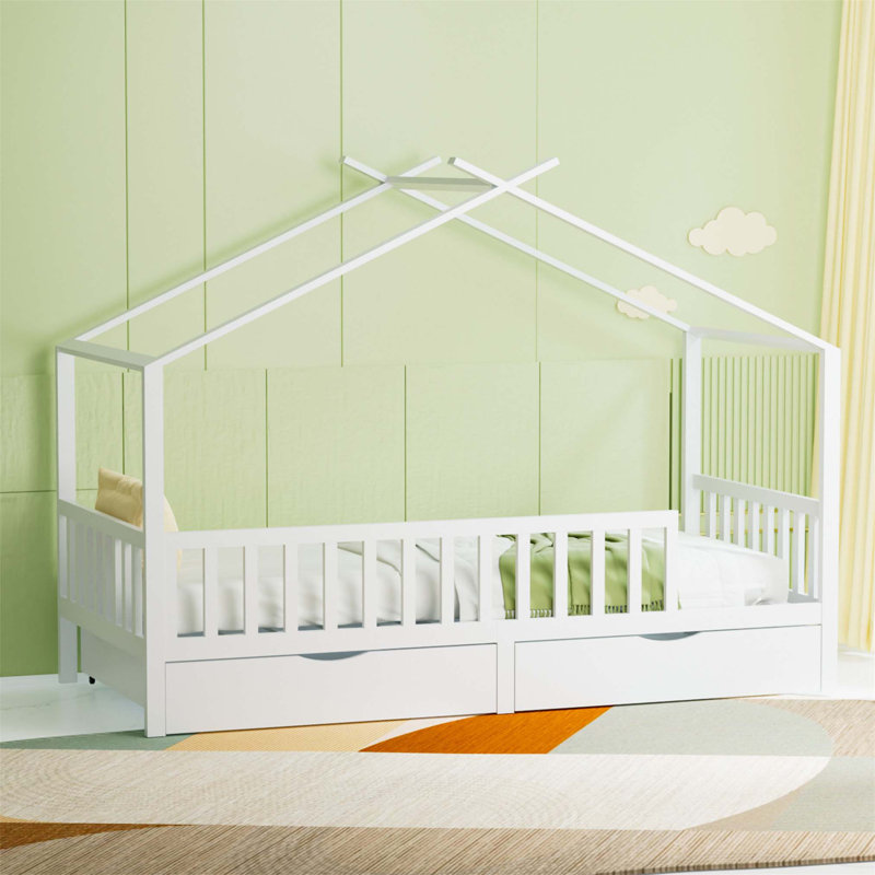 Lit de jour double en bois avec lit gigogne, tablettes de rangement et bureau d'étude intégré pour enfants et adolescents Space-Smart.
