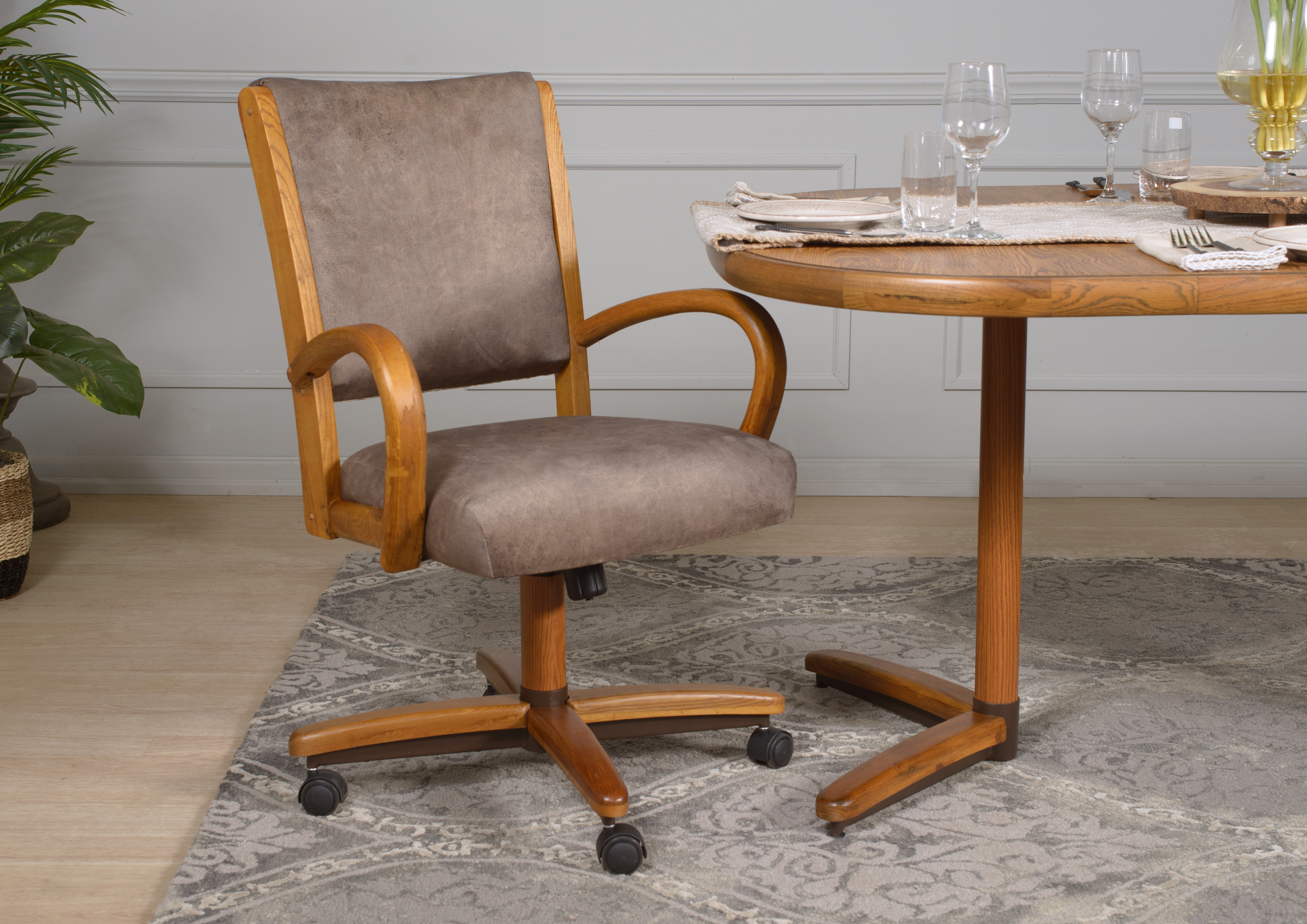 Red Barrel Studio® Arm Chair