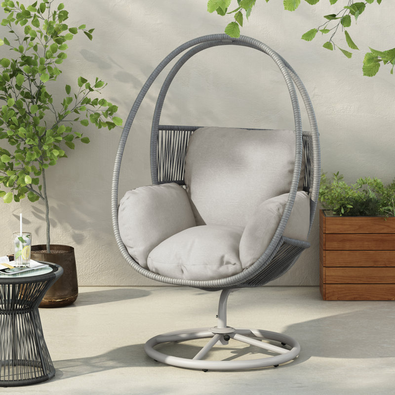 Chaise longue pivotante en osier Reno