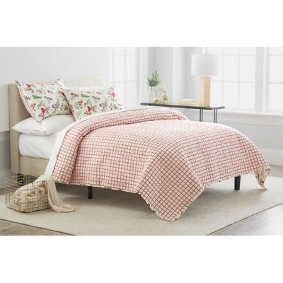 Nature's Holiday Red Cotton Reversible Quilt Set