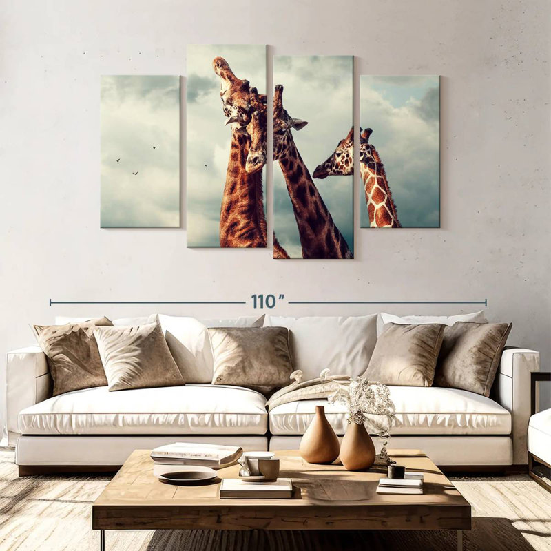 «Brampt Giraffe Family Bonding»