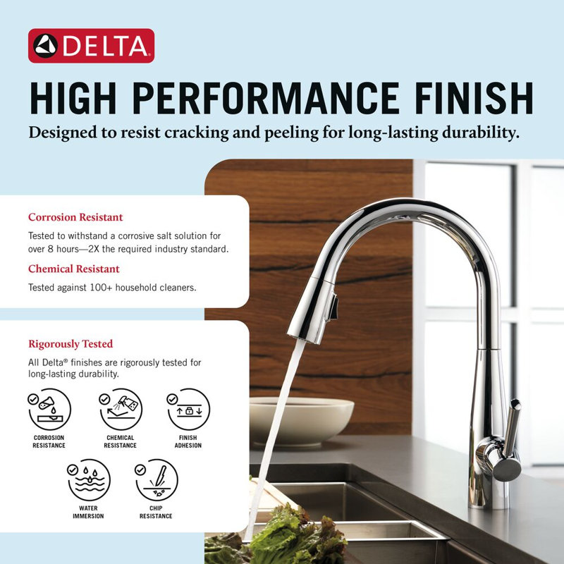 Delta Essa Pull Down Single Handle Kitchen Faucet with MagnaTite® and Diamond Seal Technology, Chrome