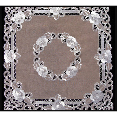 McLean Table Topper